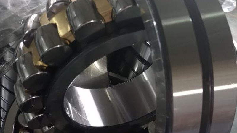 进口机床导轨品牌，谁在定义加工精度的天花板